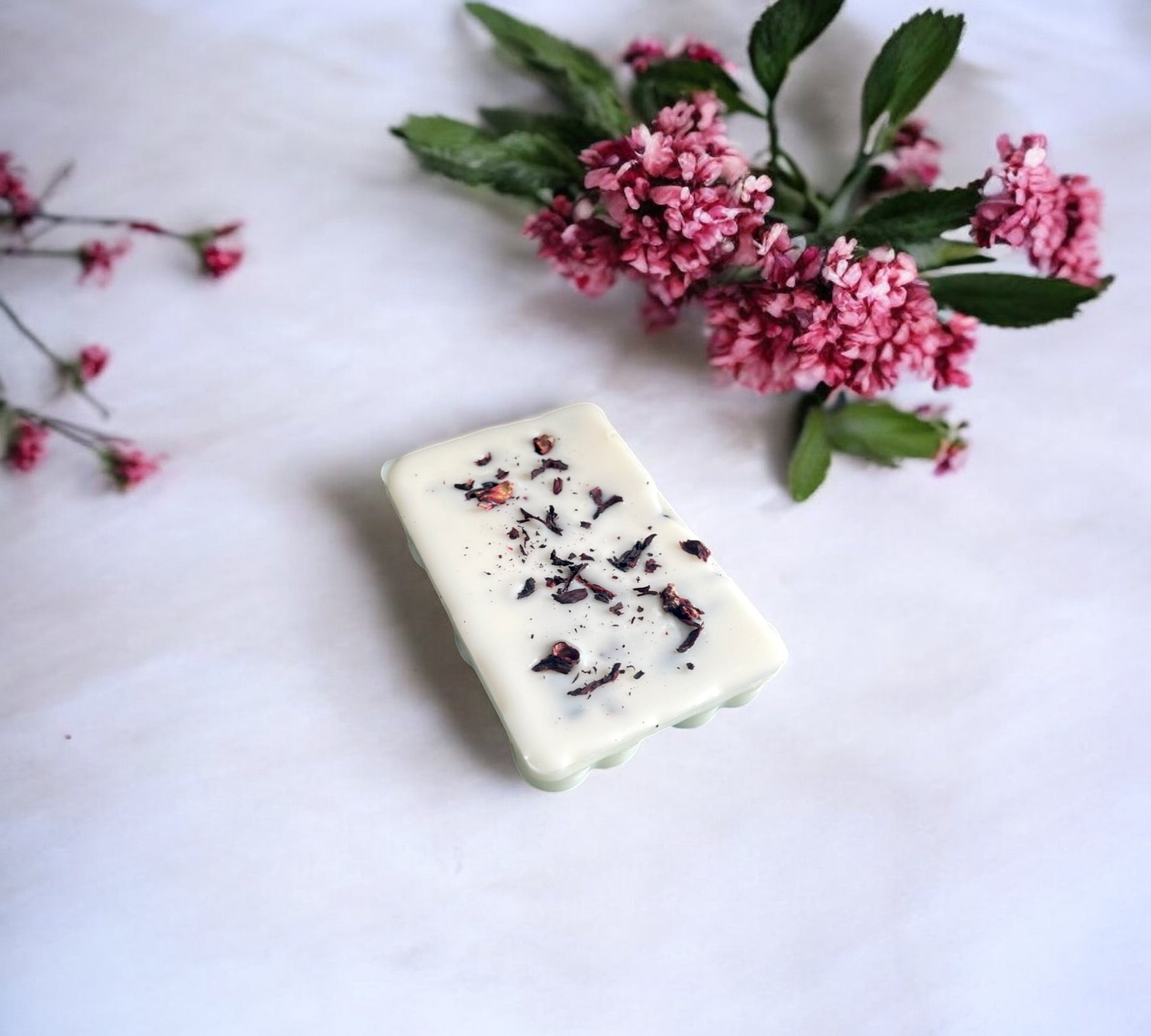 Dried Hibiscus Flowers Essential Oils Snap Bar | Soy Botanical Wax Melt - Scented_Burn
