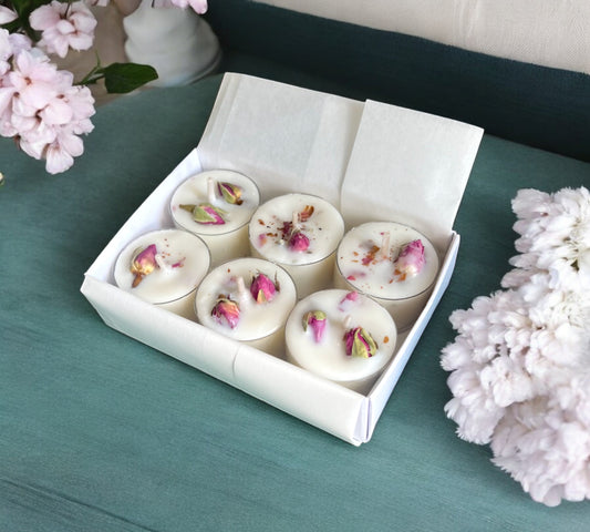 6 Dried Rosebuds Scented Tealights | Coconut & Soy Botanical Candles - Scented_Burn