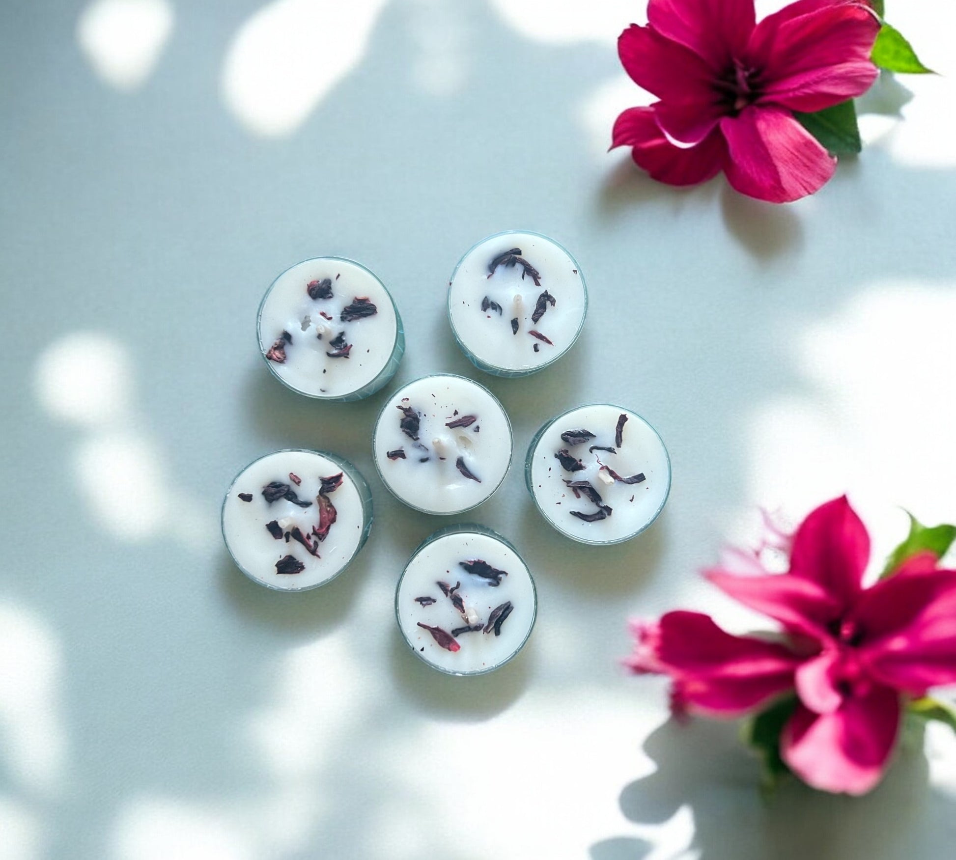 12 Dried Hibiscus Flowers Aromatherapy Tealights | Mineral Wax Botanical Candles - Scented_Burn
