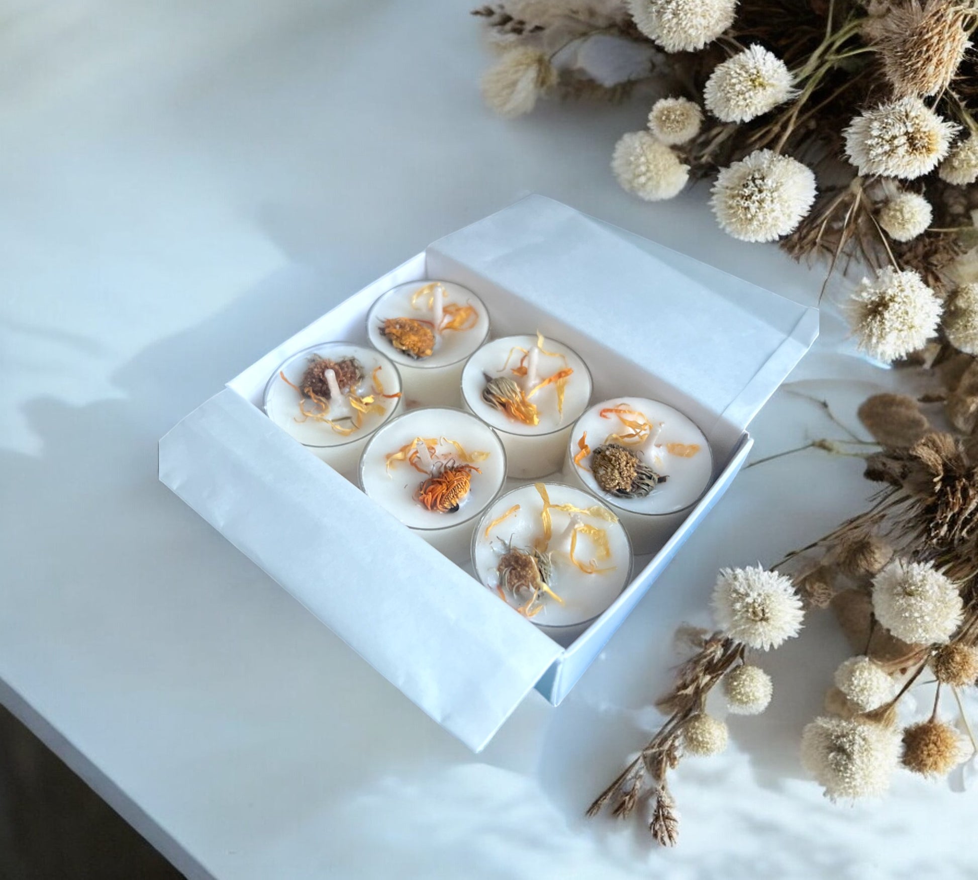 12 Dried Marigold Flowers Aromatherapy Tealights | Mineral Wax Botanical Candles - Scented_Burn