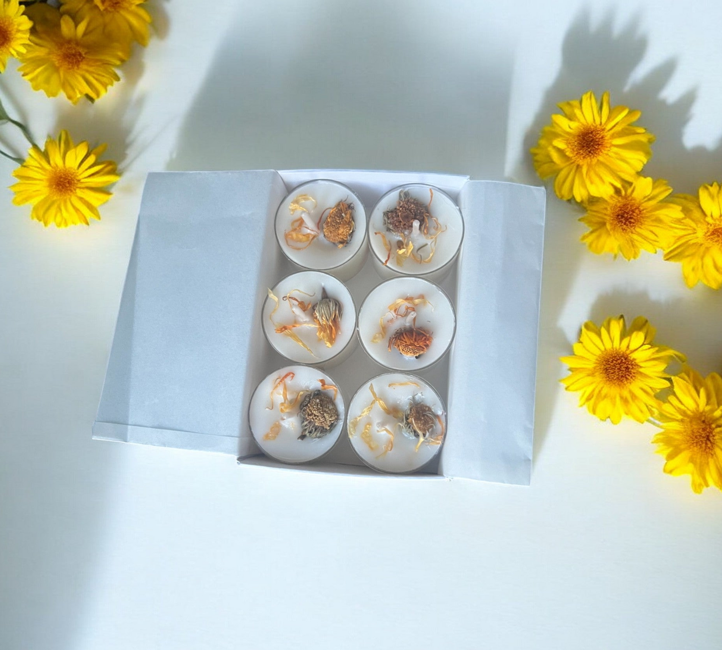 6 Dried Marigold Flowers Aromatherapy Tealights | Mineral Wax Botanical Candles - Scented_Burn