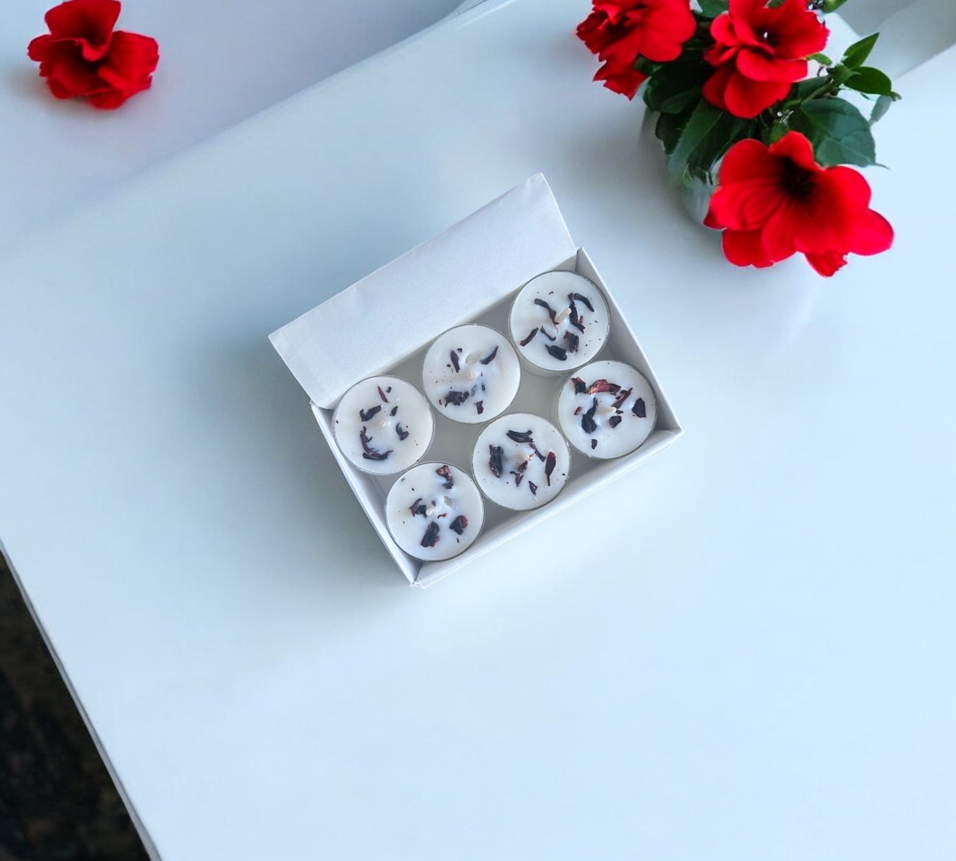 2 Dried Hibiscus Flowers Aromatherapy Tealights | Mineral Wax Botanical Candles - Scented_Burn